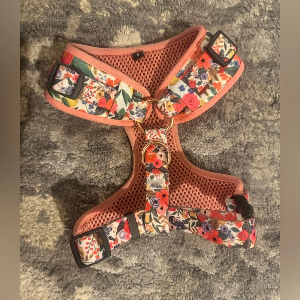 Sniff and Bark Size Small Floral Dog Harness